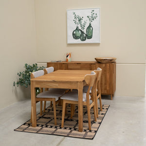 Conjunto de 2 ou 4 cadeiras de jantar Maxwell em carvalho maciço, estofadas em cinzento | VESKOR