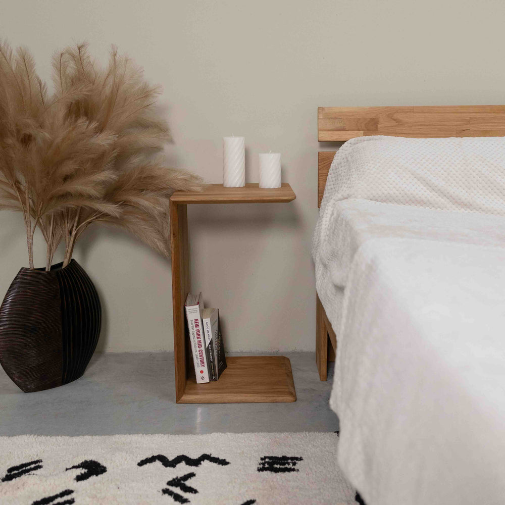 Mesa de apoio Sono 2 em carvalho maciço, 38 x 35 x 35 x 60 cm | NordicStory