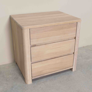 Mesa de centro Elsa 30 em madeira maciça de carvalho, 56,4 x 44 x 55 cm, NordicStory