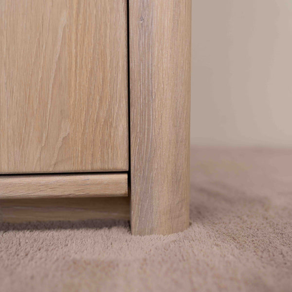 Cómoda NordicStory Cómoda Cómoda de gavetas em carvalho maciço