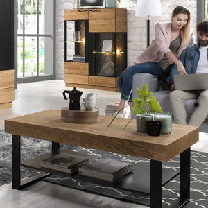 LoftStory Mesa baixa com pés metálicos