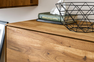 NordicStory Armário de parede flutuante de carvalho maciço Armário de parede flutuante de carvalho