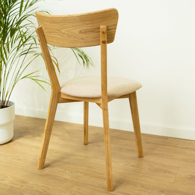 Pack de 2 ou 4 cadeiras de jantar em carvalho maciço Diana Beige | NordicStory