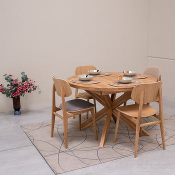 NordicStory Conjunto de 2 ou 4 cadeiras de jantar Varde, estrutura em carvalho maciço