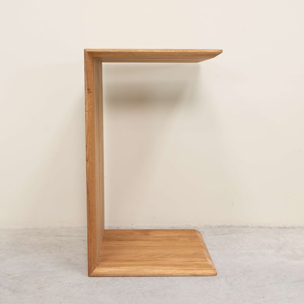 Mesa de apoio Sono 2 em carvalho maciço, 38 x 35 x 35 x 60 cm | NordicStory