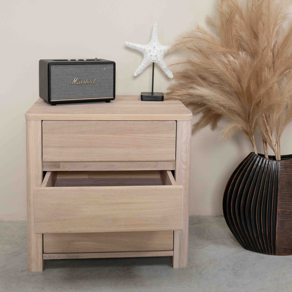 Mesa de centro Elsa 30 em madeira maciça de carvalho, 56,4 x 44 x 55 cm, NordicStory