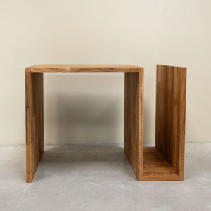 Mesa de apoio Sofi em carvalho maciço, 44 x 44 x 62 cm | NordicStory