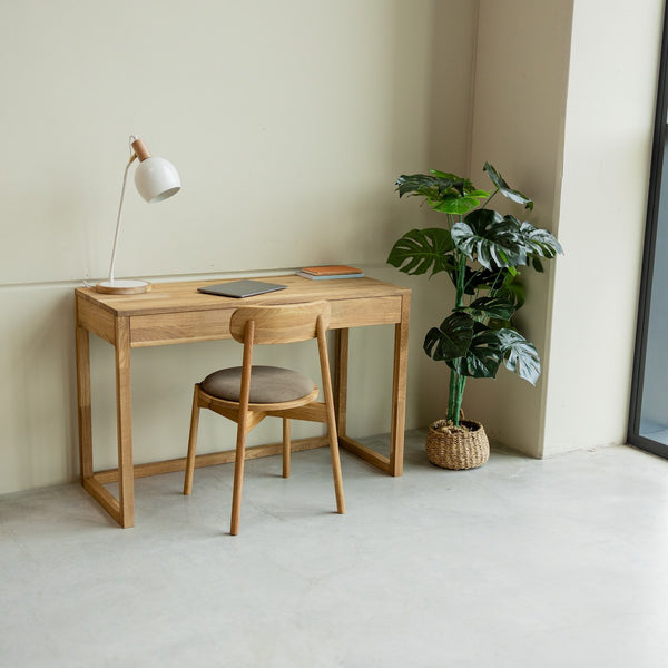Mesa de escrita NordicStory, cómoda de carvalho maciço 
