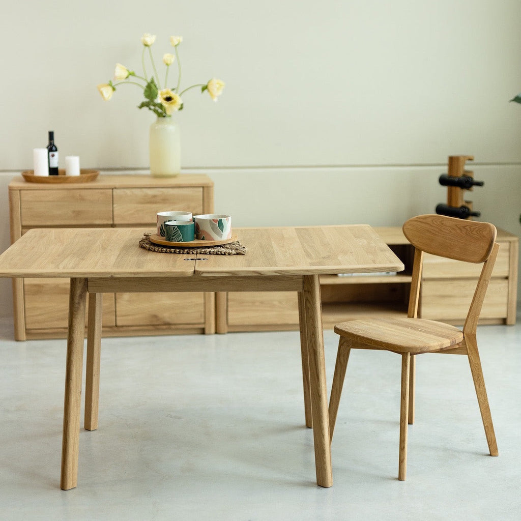 NordicStory Conjunto de mesa de madeira maciça MINI 2 e duas cadeiras ISKU