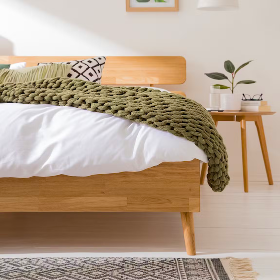 Cama Escandi 2 em carvalho maciço, 140 x 200 cm / 160 x 200 cm / 180 x 200 cm | NordicStory