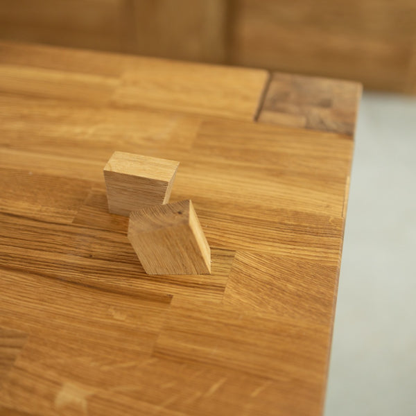 Mesa de jantar extensível em madeira maciça de carvalho sustentável