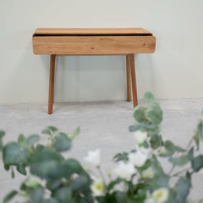 NordicStory Cómoda de consola em carvalho maciço Genebra, 110 x 35 x 80 cm.