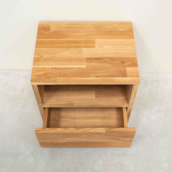 Mesa de cabeceira Roble.Store em madeira de carvalho maciço