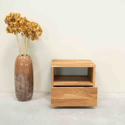 Mesa de cabeceira Roble.Store em madeira de carvalho maciço