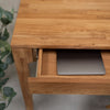 Mesa de escrita em carvalho maciço Axel I NordicStory RobleStore