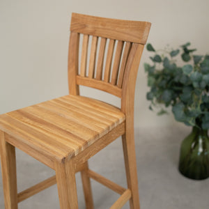 Banco de bar em madeira maciça de carvalho Provance | NordicStory