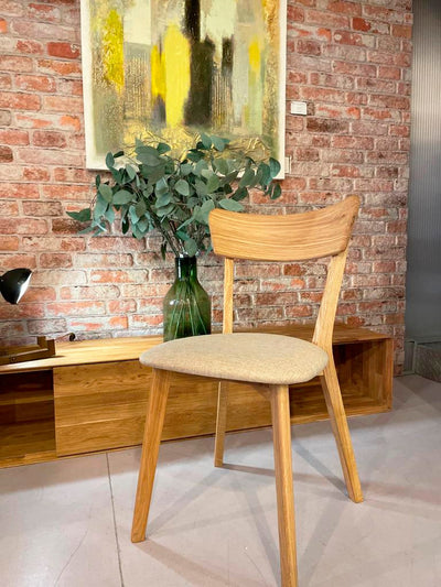 Pack de 2 ou 4 cadeiras de jantar em carvalho maciço Diana Beige | NordicStory
