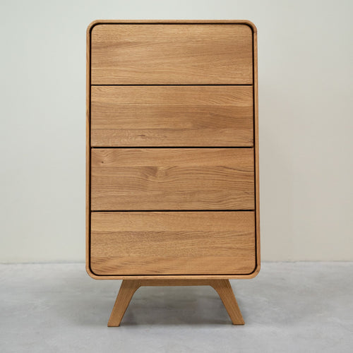 Cómoda em carvalho maciço Genebra Cómoda com 4 gavetas Roble.Store NordicStory