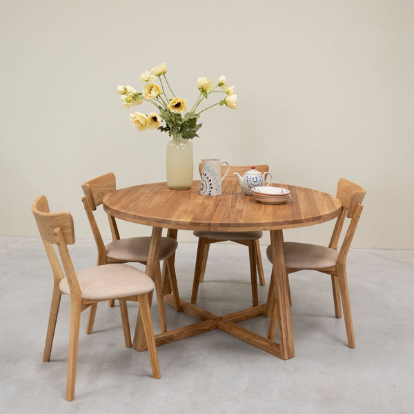 Pack de 2 ou 4 cadeiras de jantar em carvalho maciço Diana Beige | NordicStory