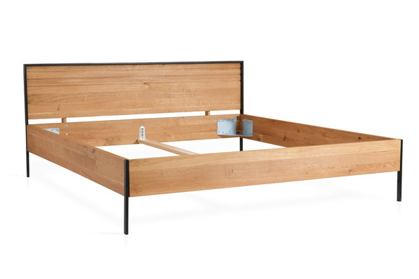 Cama de madera maciza roble Runa | NordicStory