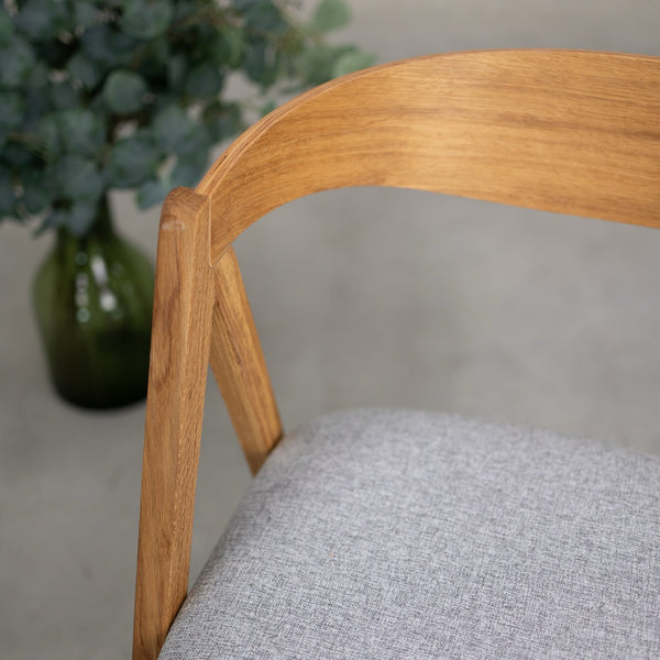 Conjunto de 2 ou 4 cadeiras de jantar Oscar em carvalho maciço, estofadas | VESKOR