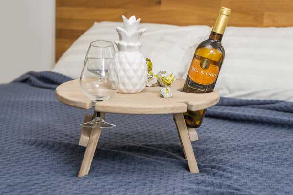 NordicStory Mesa de Piquenique de Vinho Portátil, Porta-Vinhos de Madeira de Carvalho Maciço Dobrável para Camping, Mini Mesa de Vinho Portátil de Madeira, Mesa de Praia (