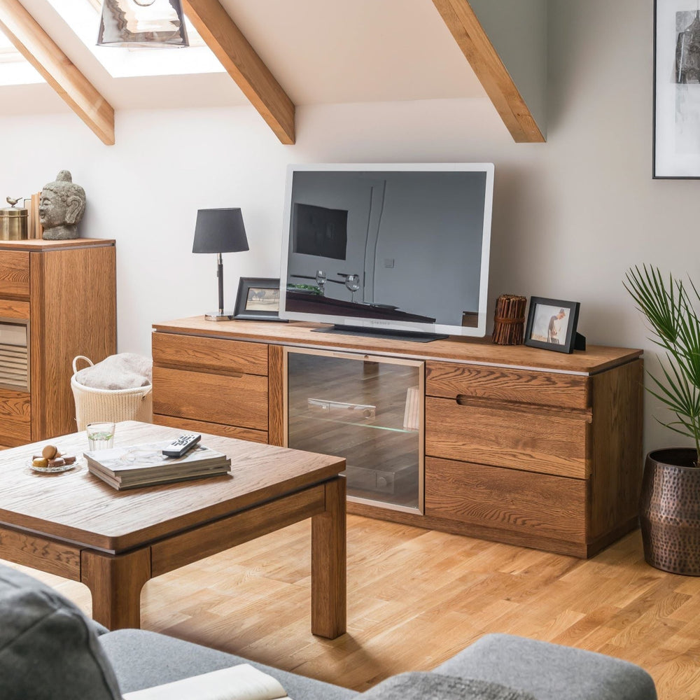 Mesa de café NordicStory Square em carvalho maciço desenho nórdico rústico moderno