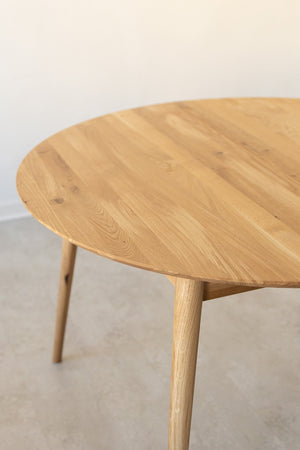 NordicStory Mesa de jantar extensível em carvalho maciço Escandi 4 120-155 x 120 x 75 cm.